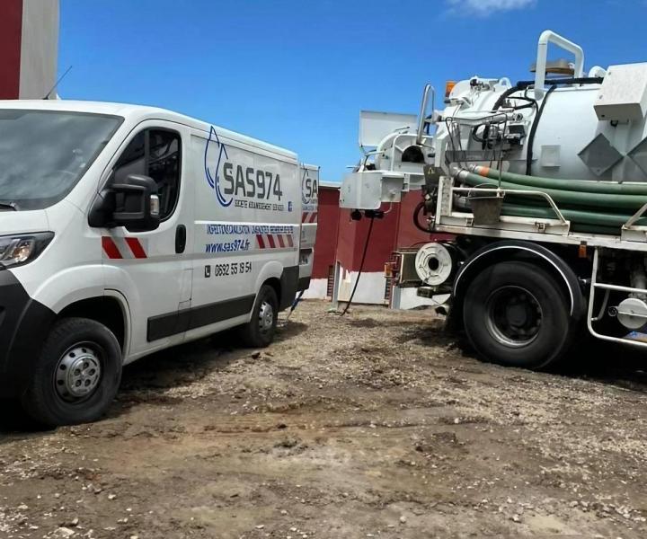 Travaux de débouchage à Saint-Leu